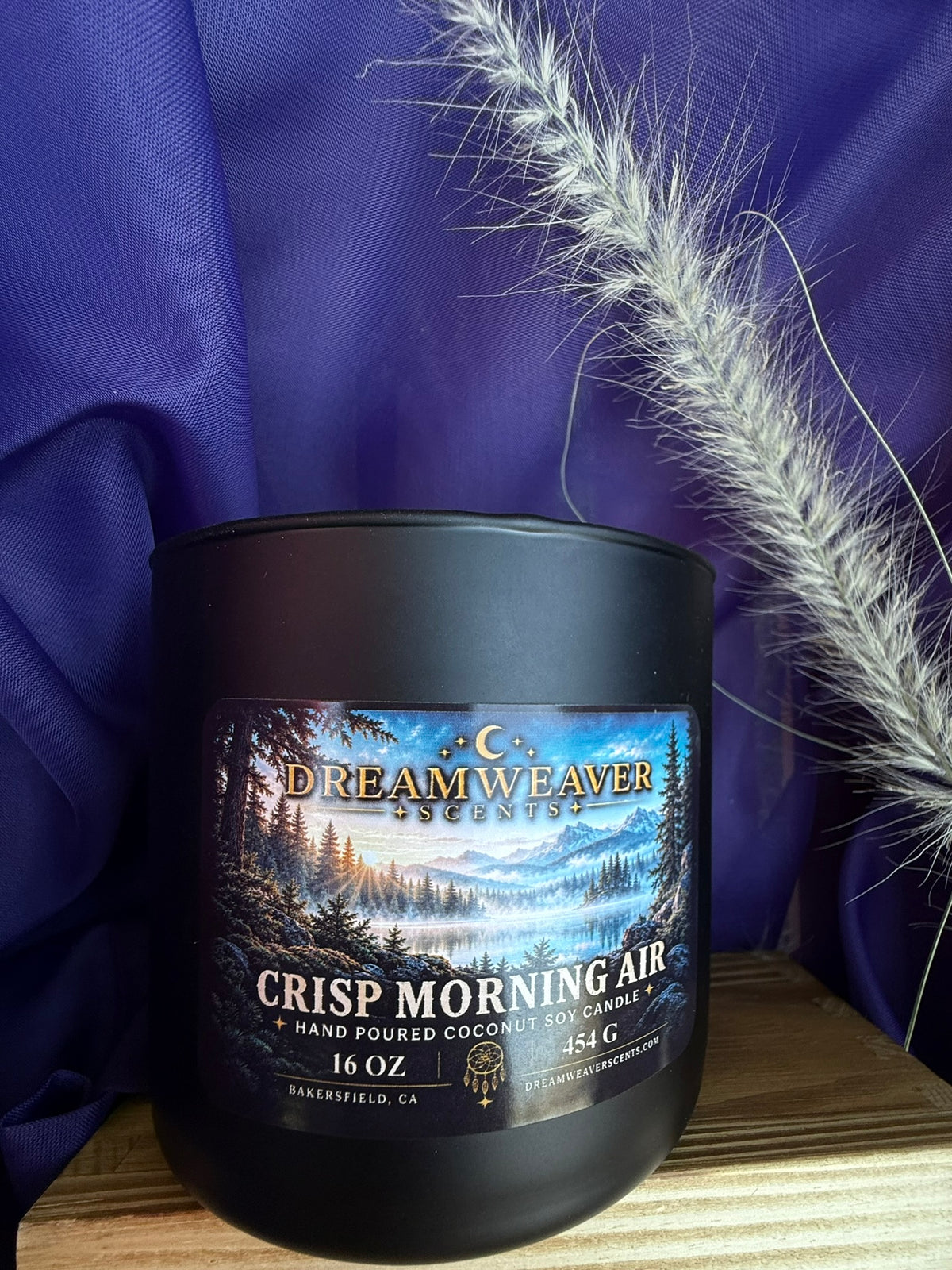 Crisp Morning Air Candle / 16oz