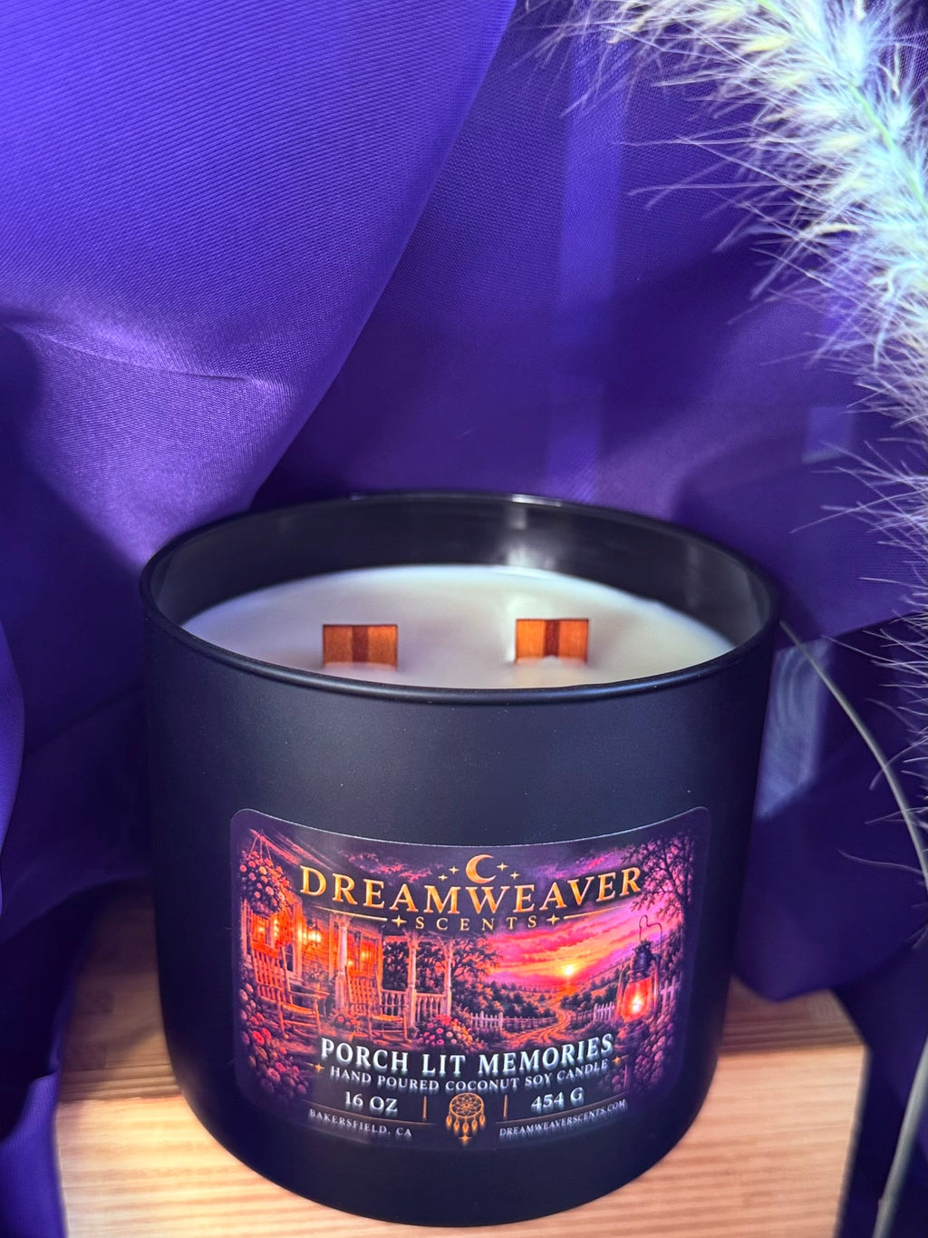 Porch Lit Memories Candle / 16oz