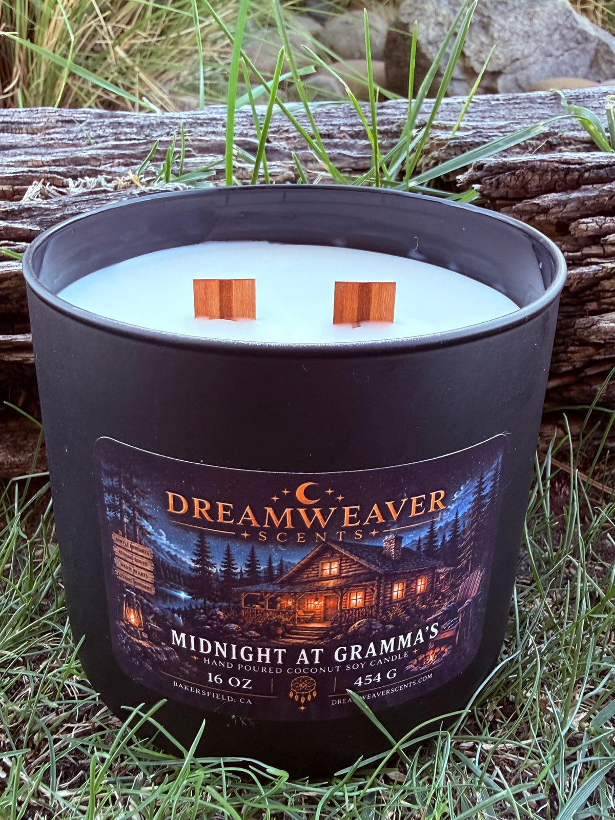 Midnight at Gramma's Candle / 16oz